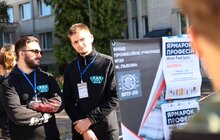 Фото 1: Школярі та ветерани взяли участь у першому львівському ярмарку робітничих професій