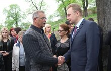 Фото 19: На «Губернаторських валах» заклали пам’ятну капсулу з нагоди початку спорудження пам’ятника-меморіалу Героям Небесної Сотні