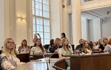 Фото 6: У Львівській міській раді привітали випускників шкіл з Мелітополя 