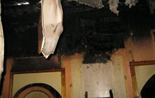 Фото 4: Під час пожежі в дерев'яній церкві Стрітення Господнього потерпілих немає