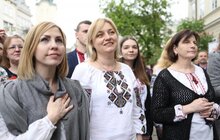 Фото 12: «Вишиванка об’єднує всіх українців і всіх класних людей у світі», — А. Садовий