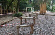 Фото 6: У Личаківському парку триває облаштування нового дитячого майданчика