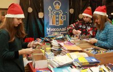 Фото 4: Мер Львова відвідав Фабрику Святого Миколая і залишив подарунки дітям