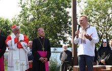 Фото 11: У Львові буде Дім для бездомних і самотніх жінок: сьогодні освятили територію під будівництво
