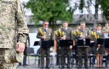 Фото 4: «Ви захищаєте небо всього демократичного світу», – Андрій Садовий привітав захисників з Днем Повітряних Сил ЗСУ