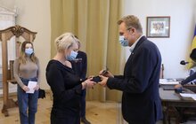 Фото 12: Сьогодні у Львові шестеро дітей отримали ордери на власні помешкання