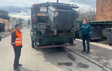Фото 7: Ламають контейнери та сміттєвози: як великогабаритні відходи спричиняють мільйонні збитки (відео)