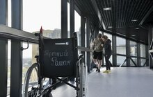 Фото 4: У центрі НЕЗЛАМНІ лікують захисника, якому ворожий снаряд влучив у голову і порушив життєво важливі функції