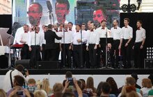 Фото 2: Львівський хор «Гомін» виконав на сцені Leopolis Jazz Fest джазові композиції