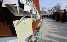 Фото 23: На Меморіалі пам’яті Героїв Небесної Сотні провели акцію «Ангели пам’яті»