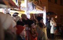 Фото 7: У Львові встановили різдвяну шопку