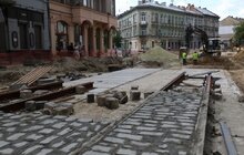 Фото 13: Реконструкція вул. С. Бандери: до Дня Незалежності для проїзду відкриють ділянку від вул. Чупринки до вул. Коновальця