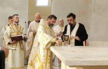 Фото 28: Глава УГКЦ Блаженніший Святослав у співслужінні з єпископами Синоду УГКЦ освятив унікальний храм Софії-Премудрості Божої