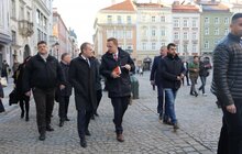 Фото 9: Дональд Туск розпочав візит до Львова з відвідин Ратуші