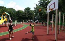 Фото 13: На вул. І.Франка збудували новий дитячо-спортивний майданчик для львів’ян різного віку