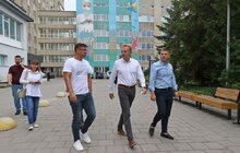 Фото 1: Лікарня швидкої допомоги придбала «розумні» ШВЛ та лапароскопічну стійку для мініінвазивних операцій на серці