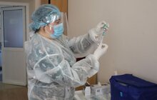 Фото 7: Сьогодні в лікарні швидкої допомоги Львова вакцинують від COVID 80 медиків