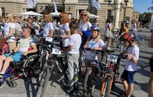 Фото 5: Місто долучиться до організаторів благодійного велопробігу «Кручу педалі, щоб вони жили» сумою у 300 тис грн