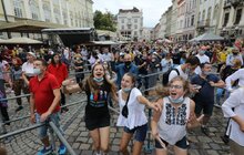 Фото 7: У Львові «Всьо чотко» — на пл. Ринок виступають Брати Гадюкіни