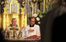 Фото 15: Державний Секретар Ватикану кардинал П’єтро Паролін поблагословив Львів
