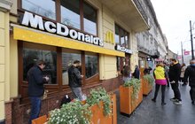 Фото 16: Станом на 14.00 год на «Гарячу лінію міста» надійшло понад 300 звернень від підприємців