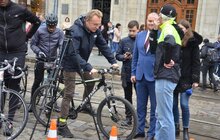 Фото 16: Мер Львова привітав учасників веломарафону «Львівська сотка. Осінь» та взяв участь у велозаїзді