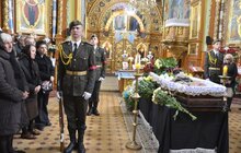 Фото 3: Львів попрощався з новітнім Героєм Романом Досяком