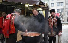 Фото 33: Колядники з Верховини у Львові показали справжні традиції, що живуть і зберігаються сотні років поміж Карпатськими горами