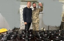 Фото 5: Мер Львова від громади міста передав військовим 100 дронів