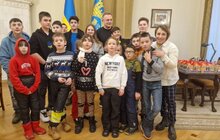 Фото 5: Вихованці ліцею «Просвіта» колядували з міським головою Львова