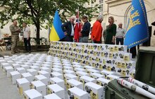 Фото 5: Норвезька організація Fritt Ukraina передала військовим у Львові 200 дронів
