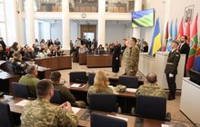 Фото 14: У мерії Львова 25 львів’ян посмертно нагородили «Почесним знаком Святого Юрія» за оборону Незалежності України (фото)