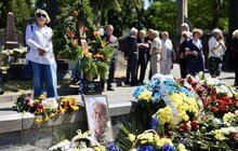 Фото 19: У Львові попрощалися з письменником та дисидентом Ігорем Калинцем (фото/​відео)