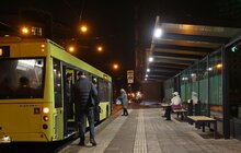 Фото 8: На перетині вулиць Бандери - Чупринки облаштували комфортну зону очікування громадського транспорту (фото/відео)