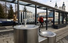 Фото 18: На перетині вулиць Бандери - Чупринки облаштували комфортну зону очікування громадського транспорту (фото/відео)