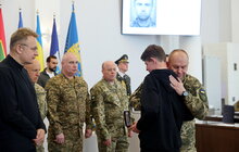 Фото 13: До Дня міста у Львові 35 захисників посмертно нагородили «Почесним знаком святого Юрія» (фото)