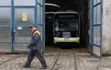Фото 17: Швейцарія безоплатно передасть Львову 11 трамваїв: сьогодні у мерії підписали угоду