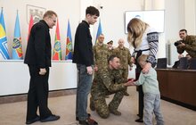 Фото 23: До Дня Національної гвардії у Львові 30 захисників посмертно нагородили «Почесним знаком Святого Юрія» (фото)
