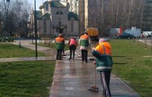 Фото 92: Комунальні служби дезінфікують місто: миють вулиці, тротуари, зупинки транспорту, сходові клітки будинків