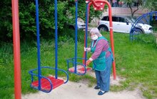 Фото 26: Комунальні служби продовжують миття міста