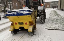 Фото 12: На вулицях Львова працює більше 50 одиниць снігоприбиральної техніки