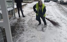 Фото 23: На вулицях Львова працює більше 50 одиниць снігоприбиральної техніки