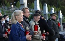 Фото 35: У Львові вшанували загиблих Героїв України, які поховані на Личаківському кладовищі
