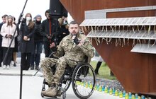 Фото 22: На Меморіалі пам’яті Героїв Небесної Сотні відбулось урочисте підняття Прапора України