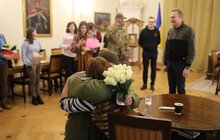 Фото 11: У львівській Ратуші одружилися військовий та волонтерка