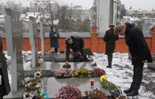 Фото 13: На Личаківському кладовищі вшанували усіх полеглих захисників України