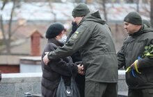 Фото 13: На Личаківському кладовищі у Львові вшанували пам'ять Героїв Небесної Сотні