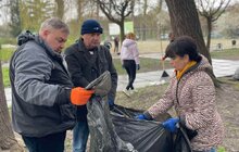 Фото 1: Під час вчорашньої толоки у Львові вивезли 65 машин сміття
