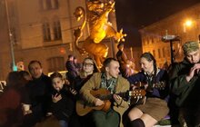 Фото 3: У Львові відбулася Стрілецька ватра на площі біля скульптурної композиції українським бійцям Листопадового чину