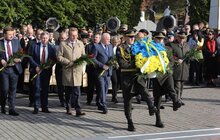 Фото 6: До 100-річчя ЗУНР у Львові помолились біля могил Героїв